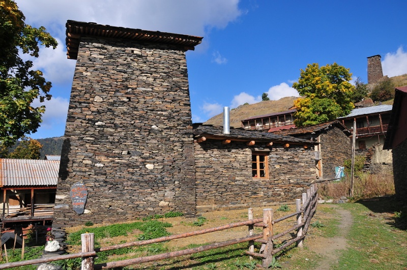 Vaizdas:Gruzija Tusetija Omalo guesthouse.jpg